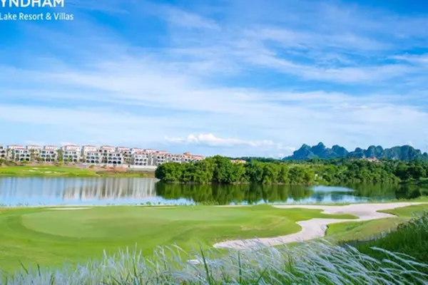 Wyndham Sky Lake - Vẻ đẹp từ sự giao thoa tinh túy của đất trời