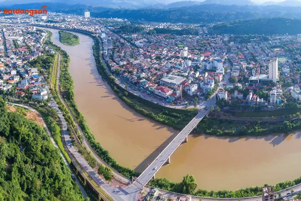Khám Phá Thành Phố Lào Cai: Cửa Ngõ Phía Bắc Với Vẻ Đẹp Mê Hoặc
