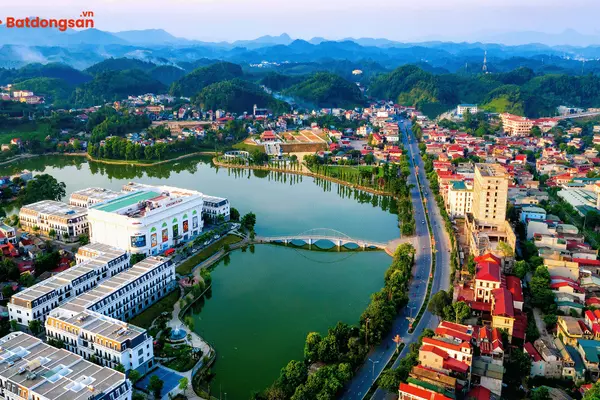 Khám Phá Thành Phố Yên Bái: Điểm Đến Đầy Hứa Hẹn