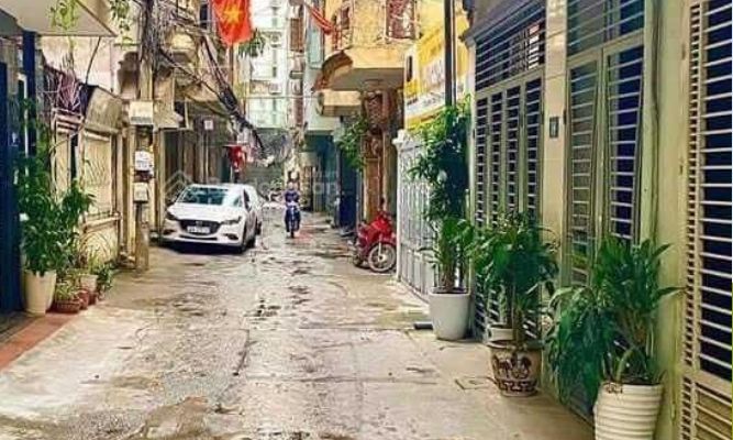 ngo-814-duong-lang
