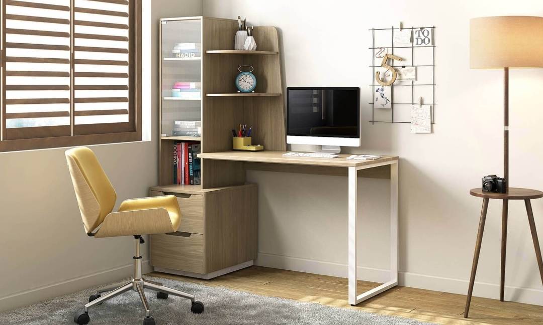 vi-tri-dat-ban-lam-viec-trong-phong-thuy-co-anh-huong-gi-toi-gia-chu