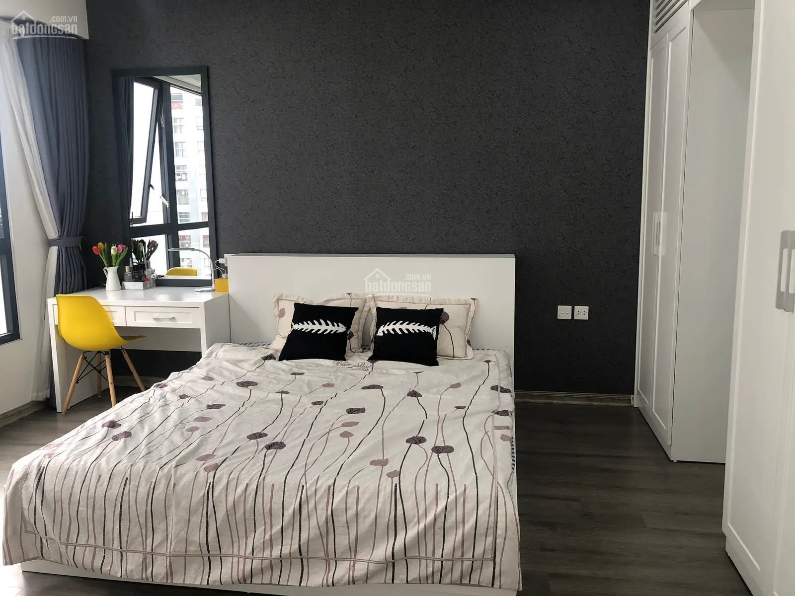 Bán nhanh căn hoa hậu 2PN sáng, DT: 87 m2, tòa T06 Times City, giá siêu hấp dẫn 3.39 tỷ bao phí