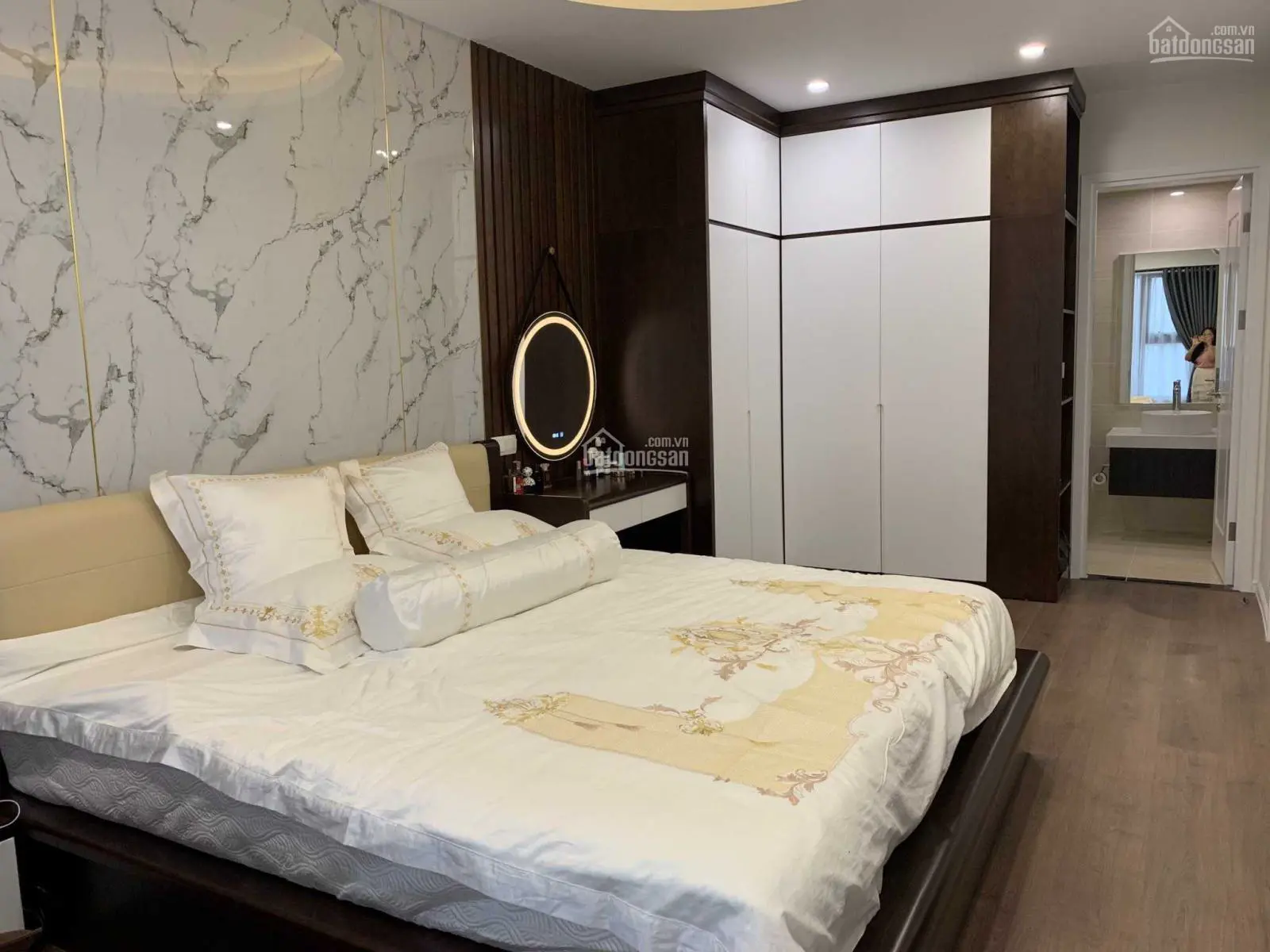 A picture containing indoor, wall, bed, floor Description automatically generated